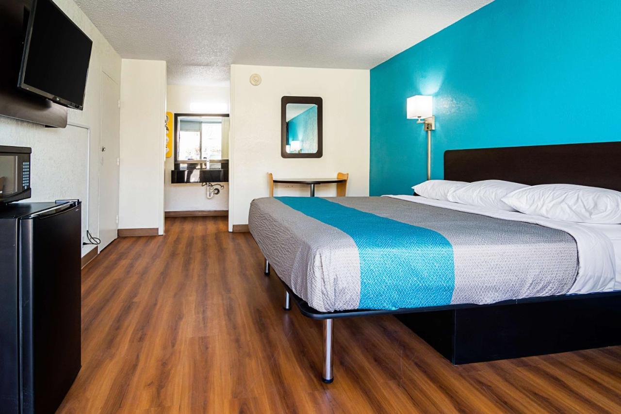 Econo Lodge Asheboro Eksteriør billede