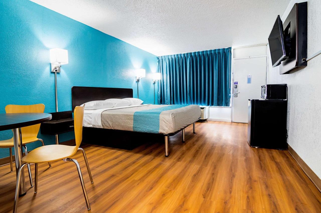 Econo Lodge Asheboro Eksteriør billede